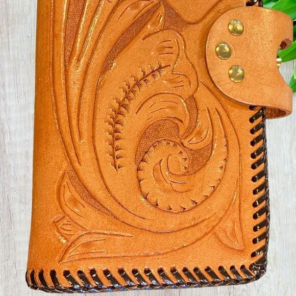 Vintage Brown Leather Hand Tooled Floral Pattern Wallet Organizer WPM - Picture 11 of 11